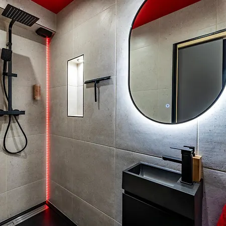 Cinema Prive Tv 85 Pouces - Wifi - Clim - Gare 2 Minutes Tatil Evi Drusenheim
