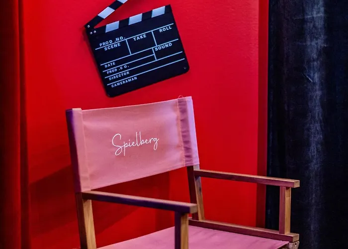 Cinema Prive Tv 85 Pouces - Wifi - Clim - Gare 2 Minutes Drusenheim